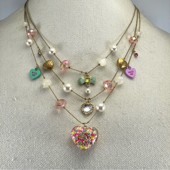 Betsey Johnson Candyland Gold Tone Multi Layer Beaded Heart Pendant Necklace - Picture 1 of 10